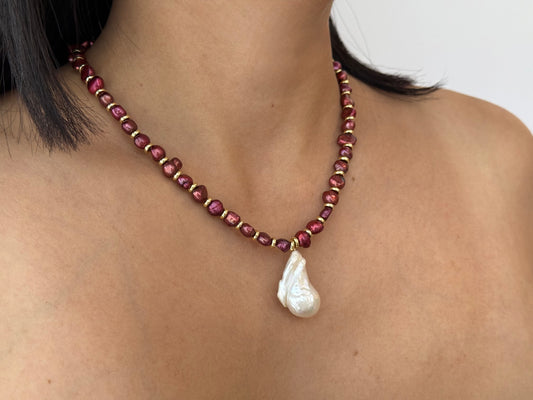 IRIS Necklace